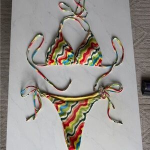 Monday Swimwear Hanalei Top (L) and Bottom (M) in Island Aura